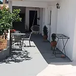 Boyzianas * Καραβάδος