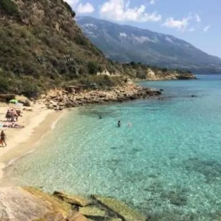 Boyzianas Apartment *