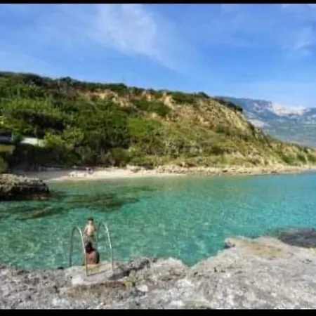 Apartment Boyzianas Karavados